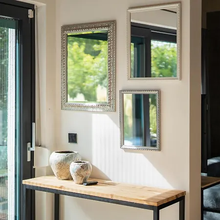 Grosse Sommerliebe - Nah Am Volksbad Und Radwanderweg Waren (Mueritz)