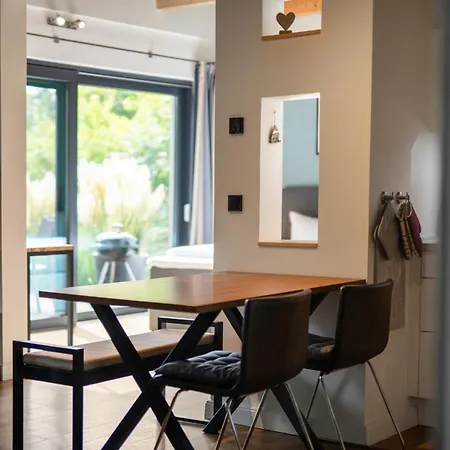 Grosse Sommerliebe - Nah Am Volksbad Und Radwanderweg Tatil Evi *